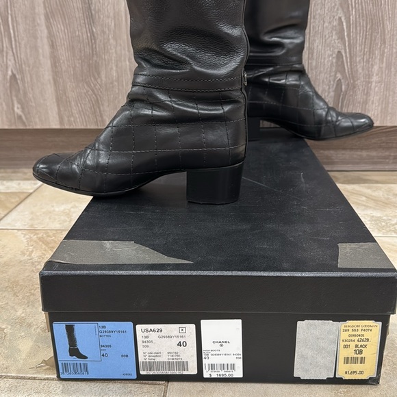 Chanel calf leather boots with cc logo in the back size 40 - Picture 7 of 7